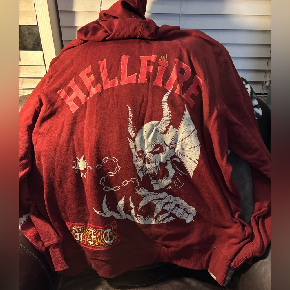 Men's Stranger Things Hellfire Graphic Hoodie Net… - image 7